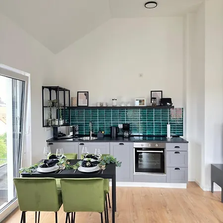 E&e Aparts Apartment *
